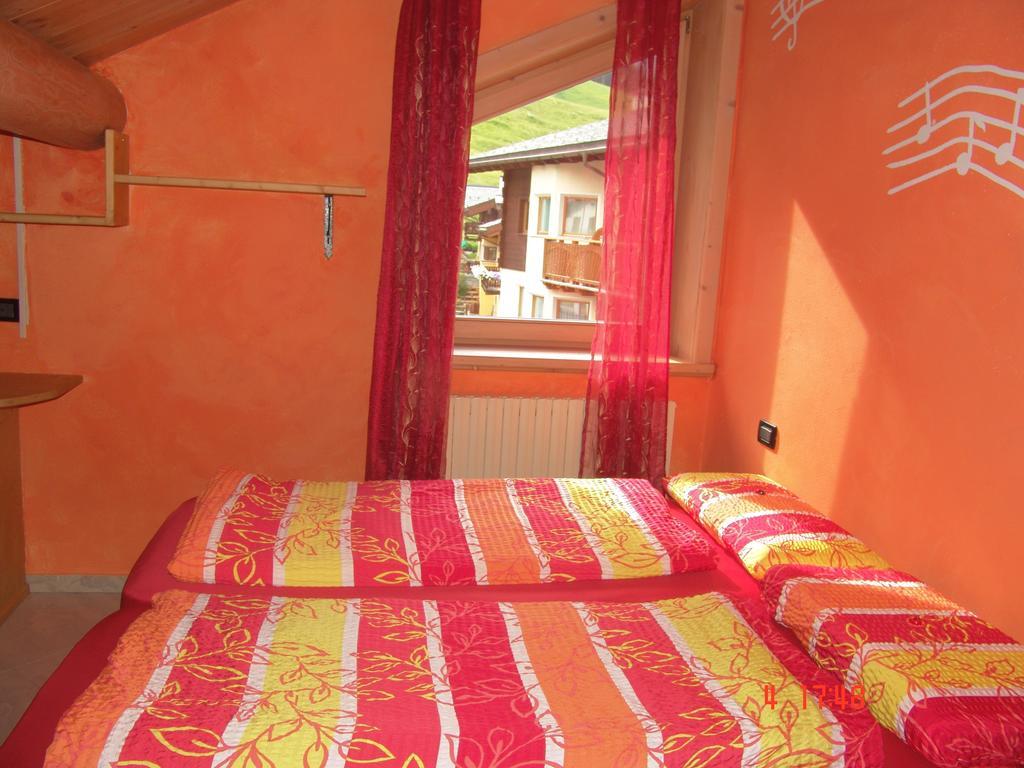 Ferienwohnung Casa Martina Livigno Zimmer foto