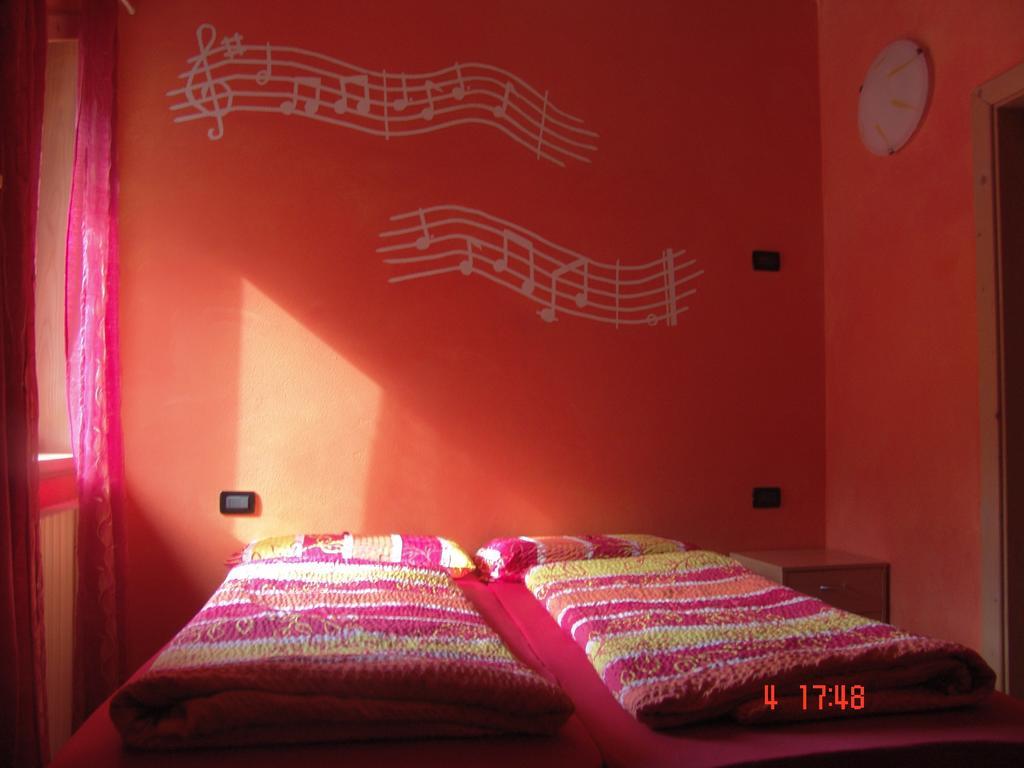 Ferienwohnung Casa Martina Livigno Zimmer foto