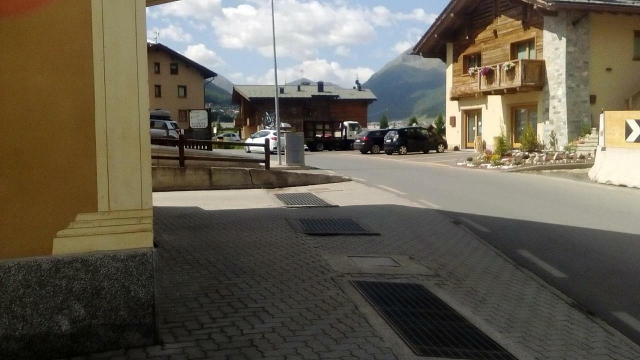 Ferienwohnung Casa Martina Livigno Exterior foto